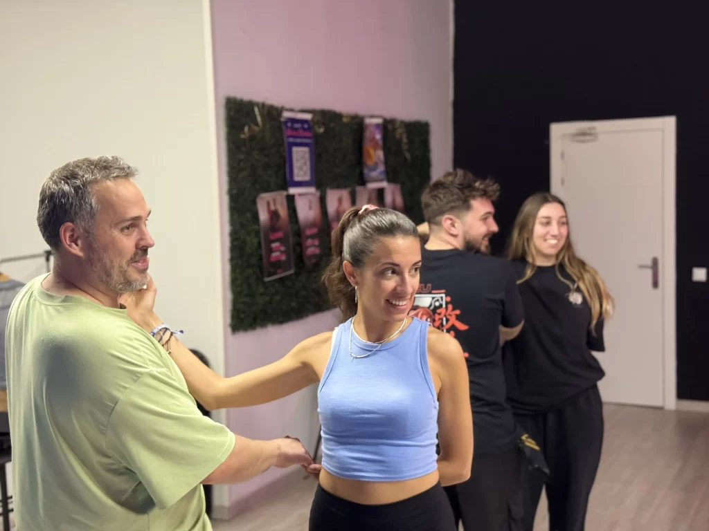 alumnos bailando bachata alumnos bailando bachata